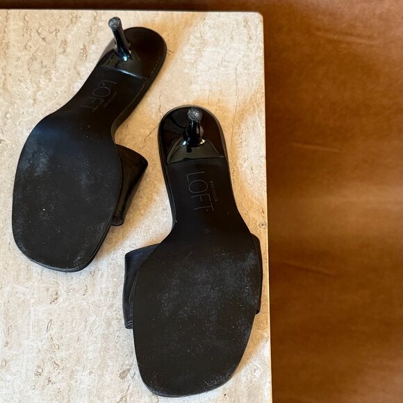 ANN TAYLOR LOFT OPEN TOE KITTEN HEELS IN BLACK - Picture 3 of 5